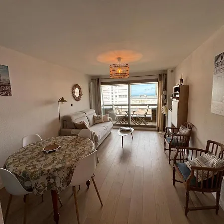 Drakkar Avec Petite Vue Lejlighed *